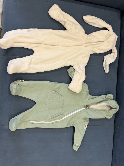 Отдам за шоколадку детские вещи