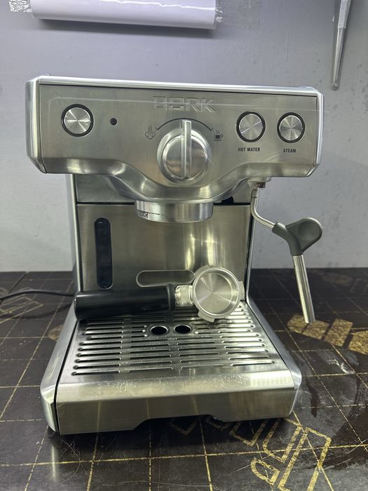 Кофеварка Bork c800