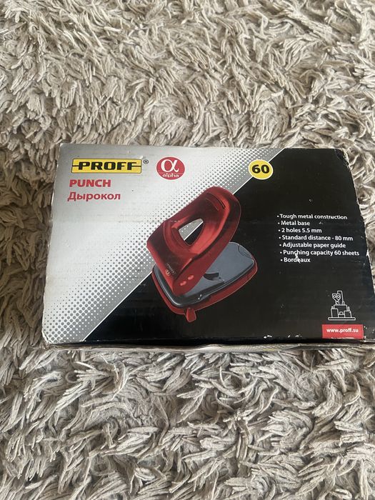 Продается новый дырокол