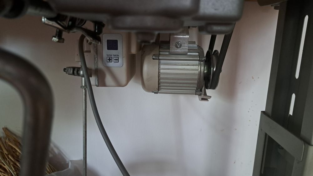 Швейные машинки продаю