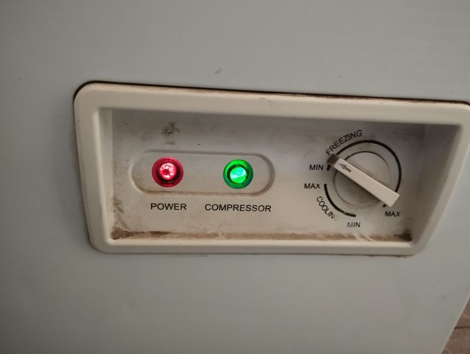 Морозильник в хорошем состоянии