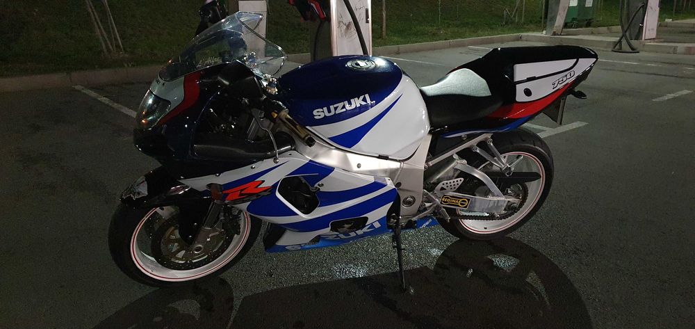 Сузуки GSXR 750 K2