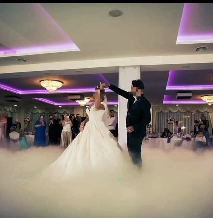 Rochie de mireasă de închiriat