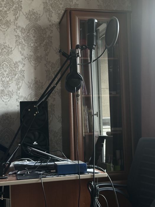 Продам звуковой комплект.