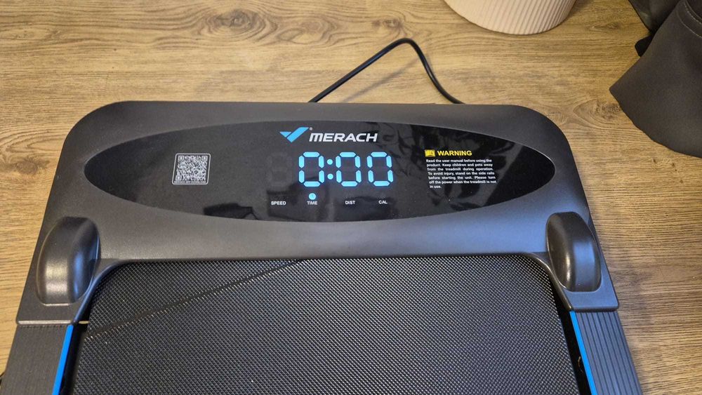 Banda alergare Merach - bluetooth, app, 6 km/h