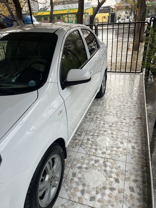 Nexia 3 автомат беживый салон арендагаям берилади