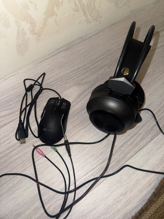 Наушники игровые и мышка