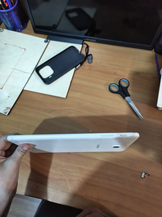 Планшет Samsung Galaxy Tab E 9.6
