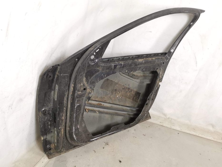 Mercedes-Benz Е-Клас / Mercedes-Benz E-Class [ - ] Оригинална повреден