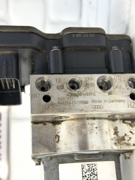 ABS AUDI A4 B9 8W0907379D 8W0907379D 8W0614517G