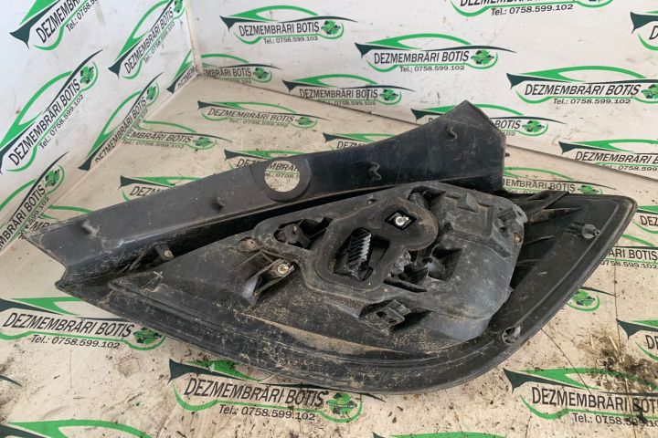 Lampa / Tripla stop stanga pe aripa Opel Astra H