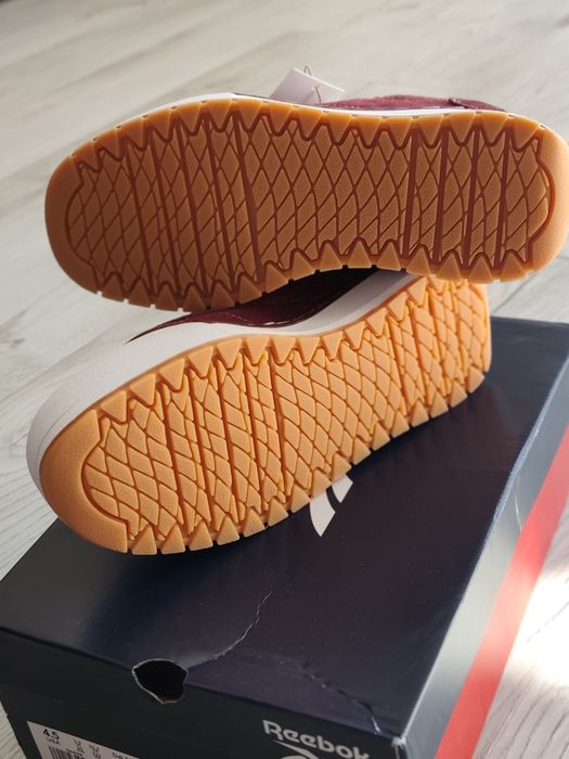 Reebok Club C Megacourt  естествена кожаа 35-ти размер