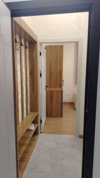 сдается своя 1 ком. кв-ра в новостройке рядом с рисовым базаром