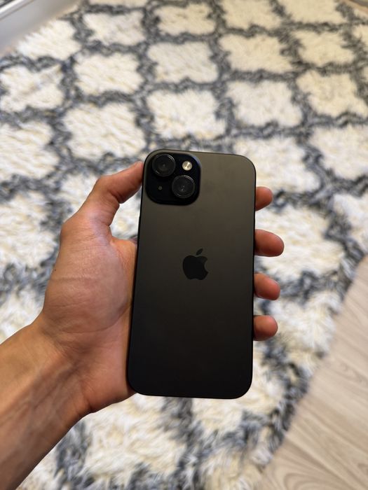Vand iphone 15 impecabul 128gb neverlocked
