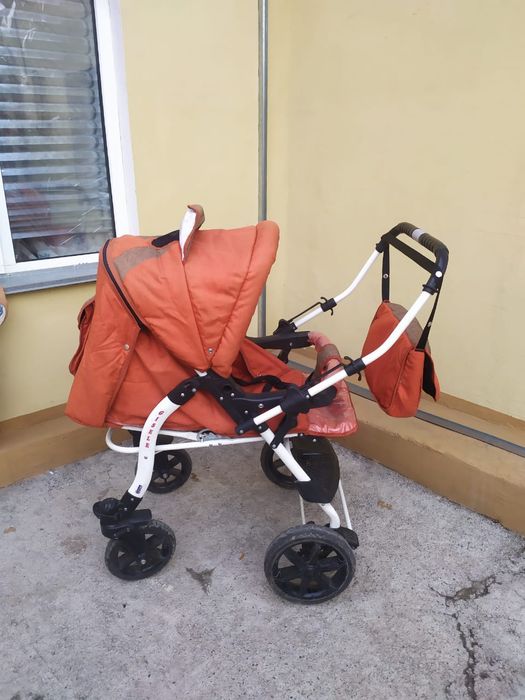 Коляска детская с рождения