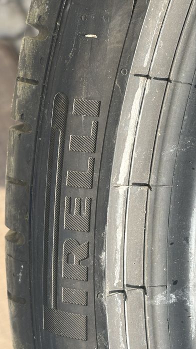 Set 4 anvelope Pirelli BMW M4 Competition cu steluta 285 / 275