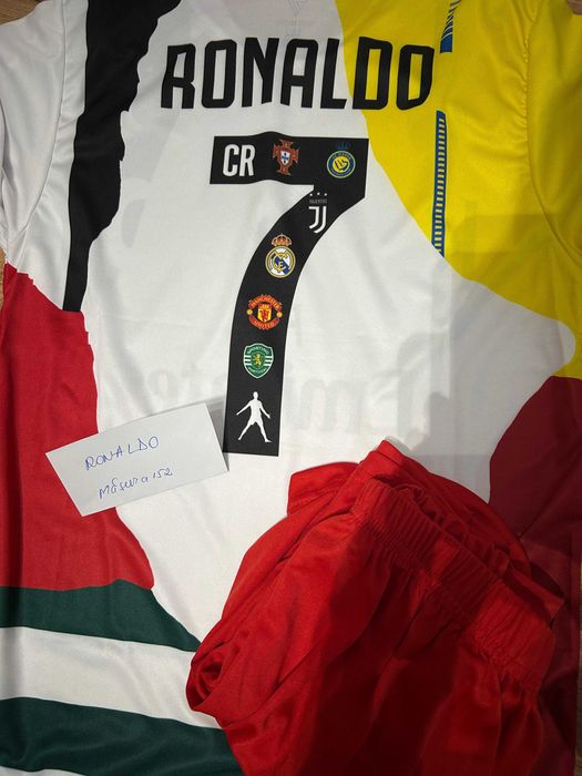 Reducere: Tricouri Echipamente fotbal copii – Cristiano Ronaldo