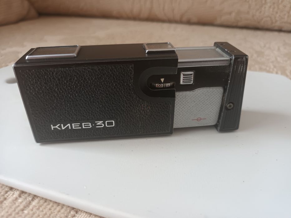 Ретро фотоапарат Киев 30.