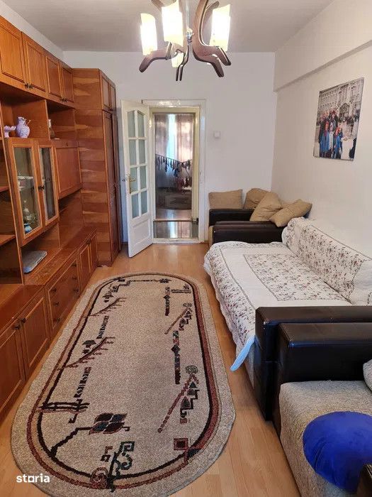 Vand apartament 3 camere, Dambu Rotund