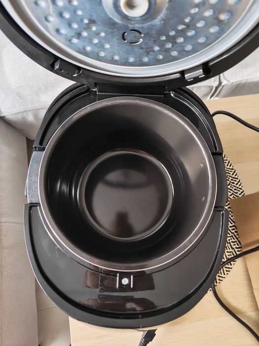 Мултикукар Филипс / Multicooker Philips