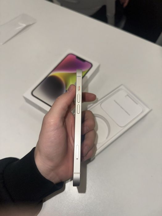 IPhone 14    128гб