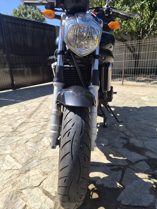Motocicleta Yamaha FZ6N