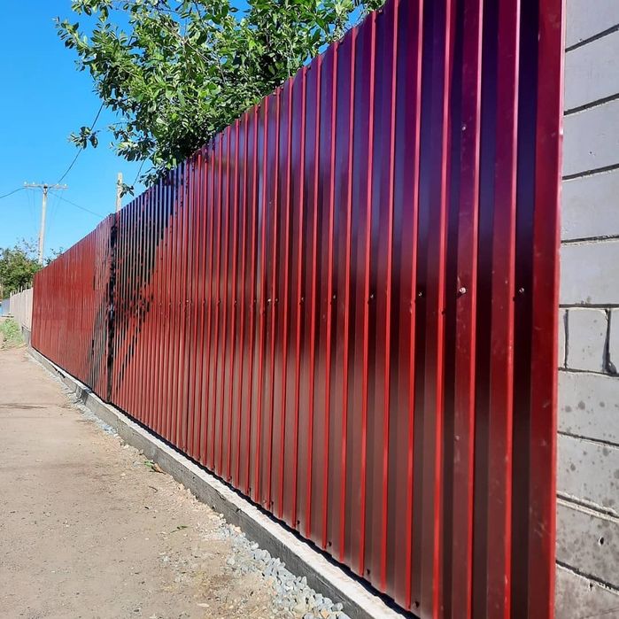 Заборы из профлиста