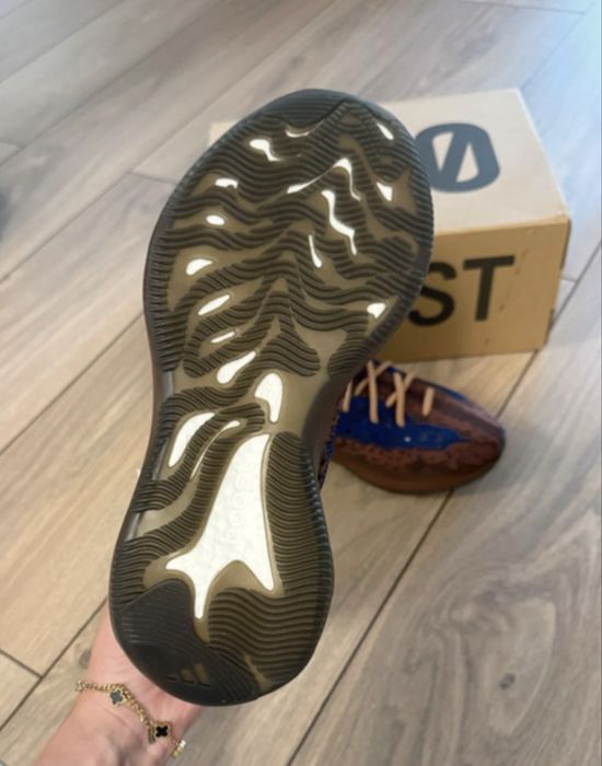 Yeezy boost 380