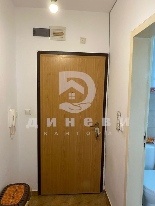 Едностаен апартамент в Кючук Париж