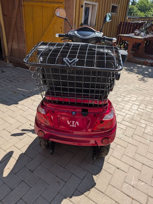 Triciclu electric volta vm 4 aproape nou (30 km făcuți )