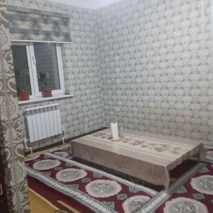 Uy sotiladi Zangiota Tuman 21-dom 4 qavat domning 3-etaji 3 xonali uy