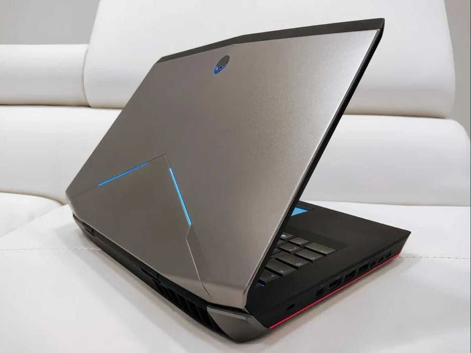 Laptop gaming Alienware R3 2TB+256GB , 32 GB RAM, GeForce 980