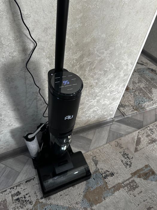 Продам пылесос моющий