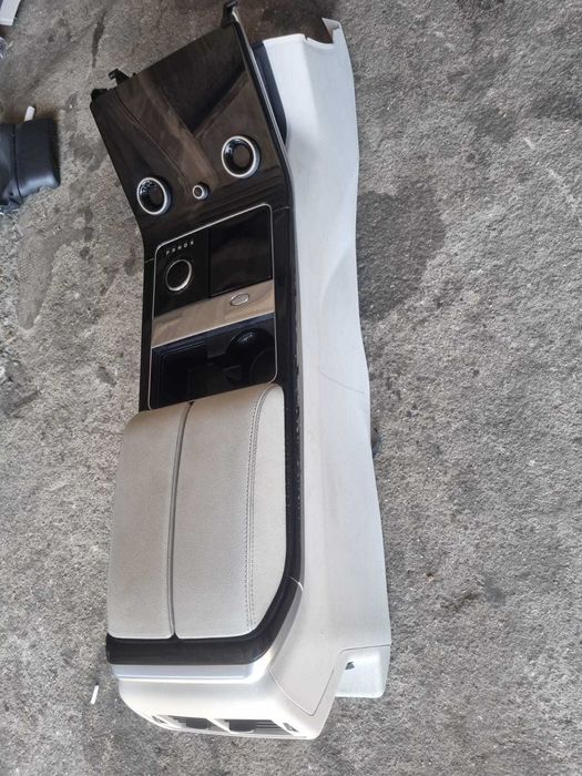 Cotiera completa cu panou clima digital Range Rover Velar