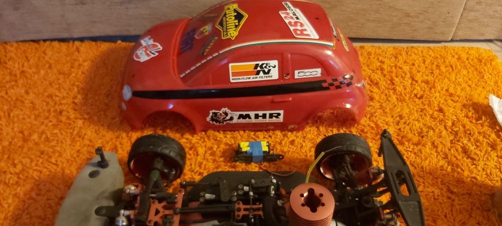 Mașinuța automodel rc nitro 1/8