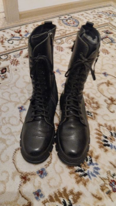 Продам зимние сапоги