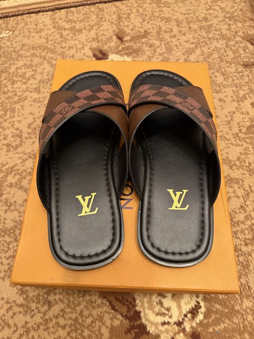 Шлепки 39-43 Lv шлепки 30тыс