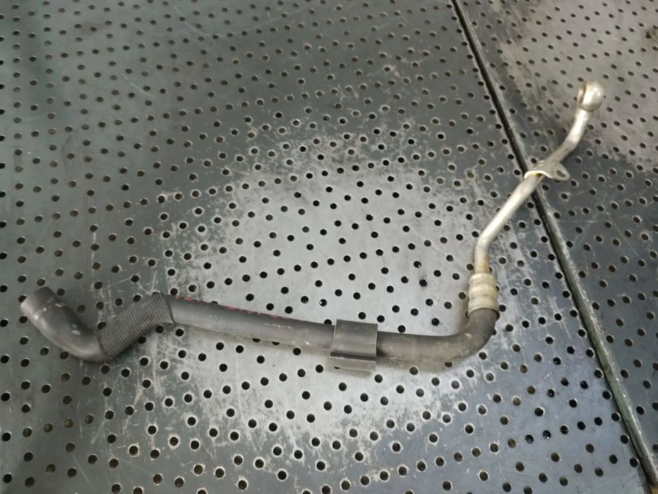 conducta ulei  1.8 tfsi cda skoda yeti 5l