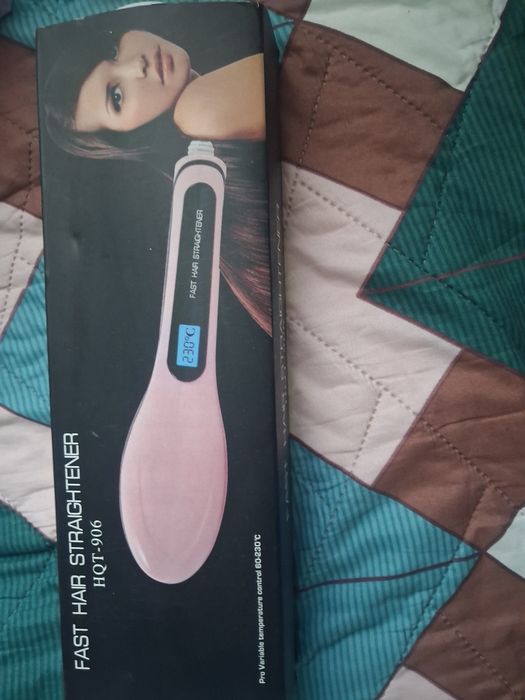 Нова четка  за изправяне на коса