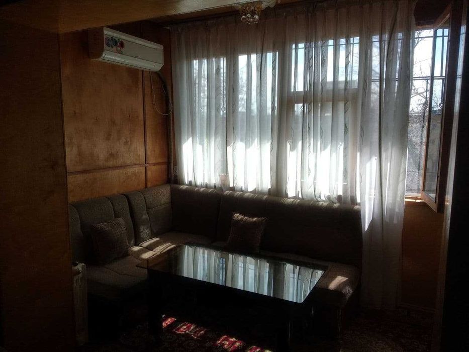 Cрочно Продам 3х комнатную квартиру в Мирзо-Улугбекском районе