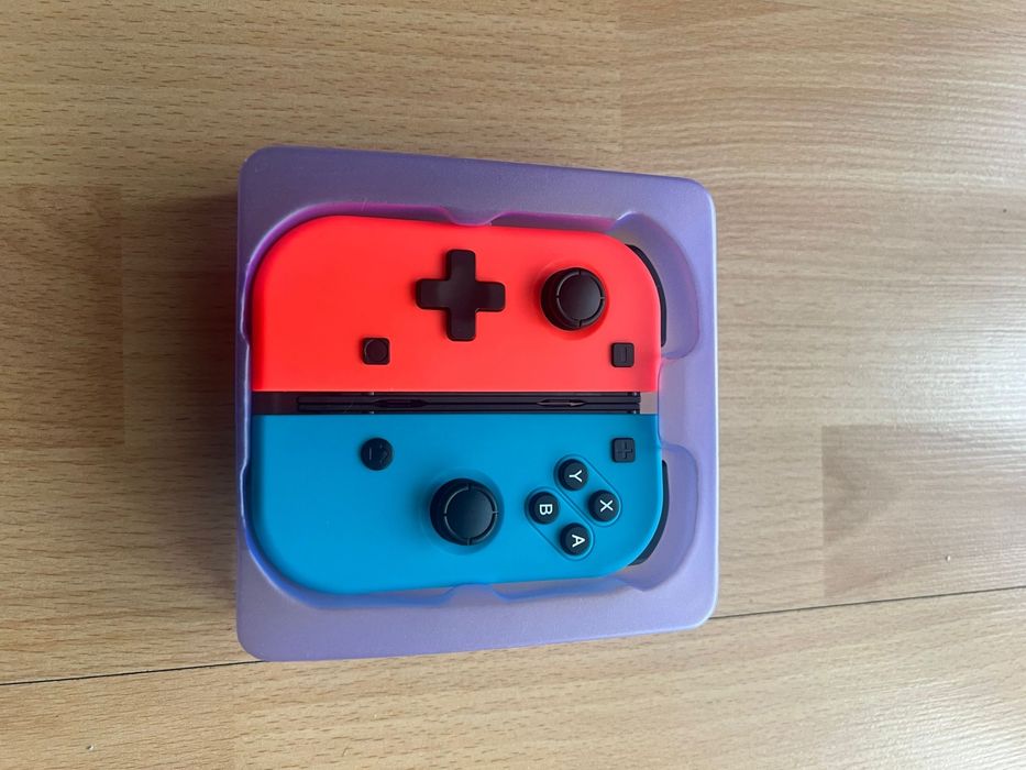 Manete controller Nintendo Switch noi nefolosite