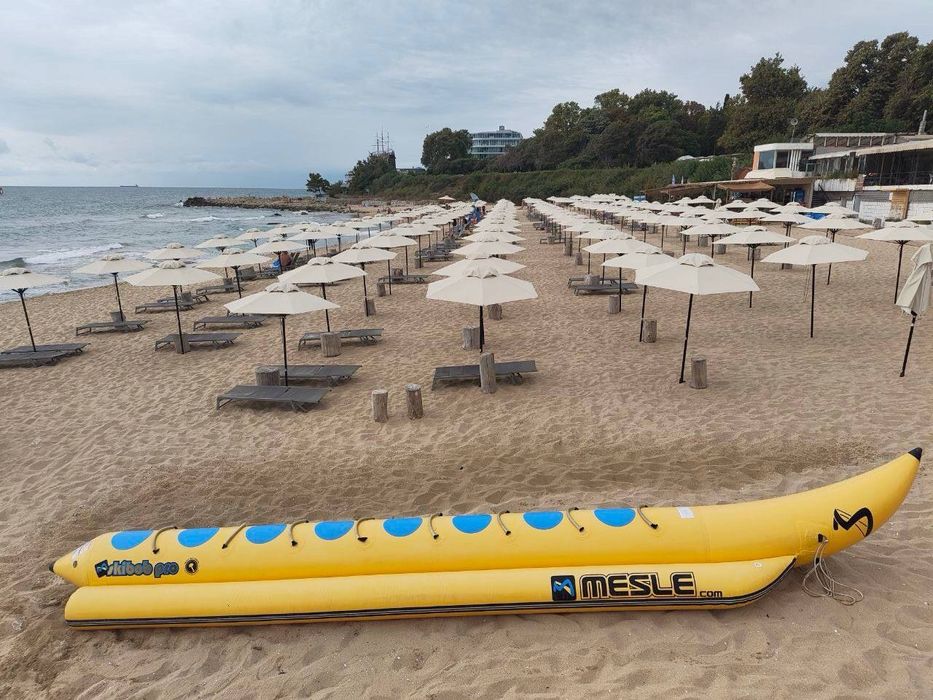 Водни атракциони. Ринг , банан за дърпане и други.