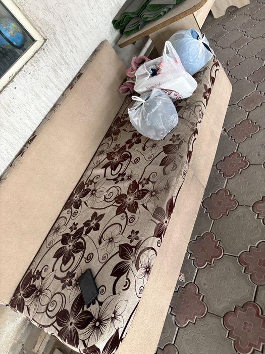 Продам диван б/у