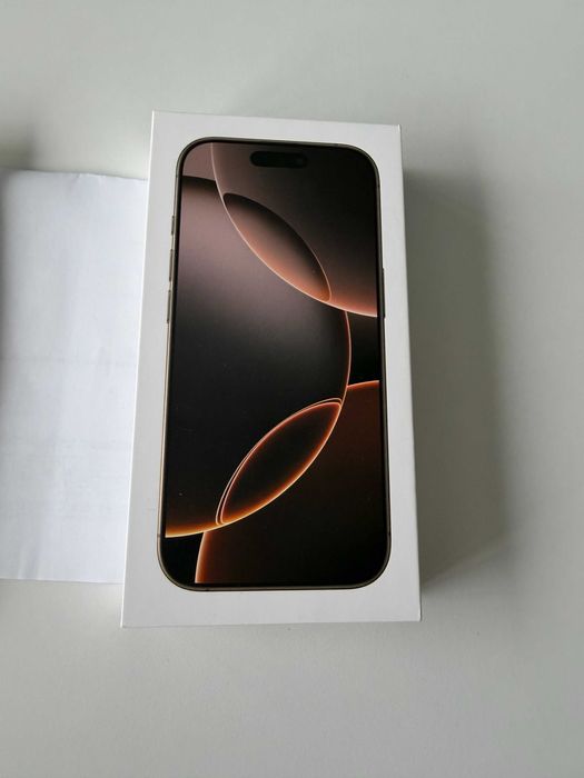 iPhone 16 Pro 128 GB Desert Titanium