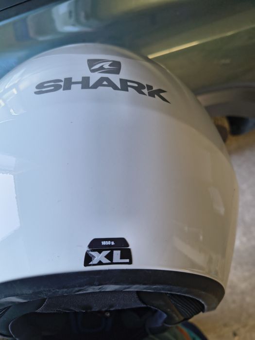 Модулна каска Shark