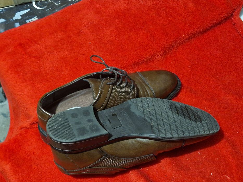 Pantofi de ocazie nr 41