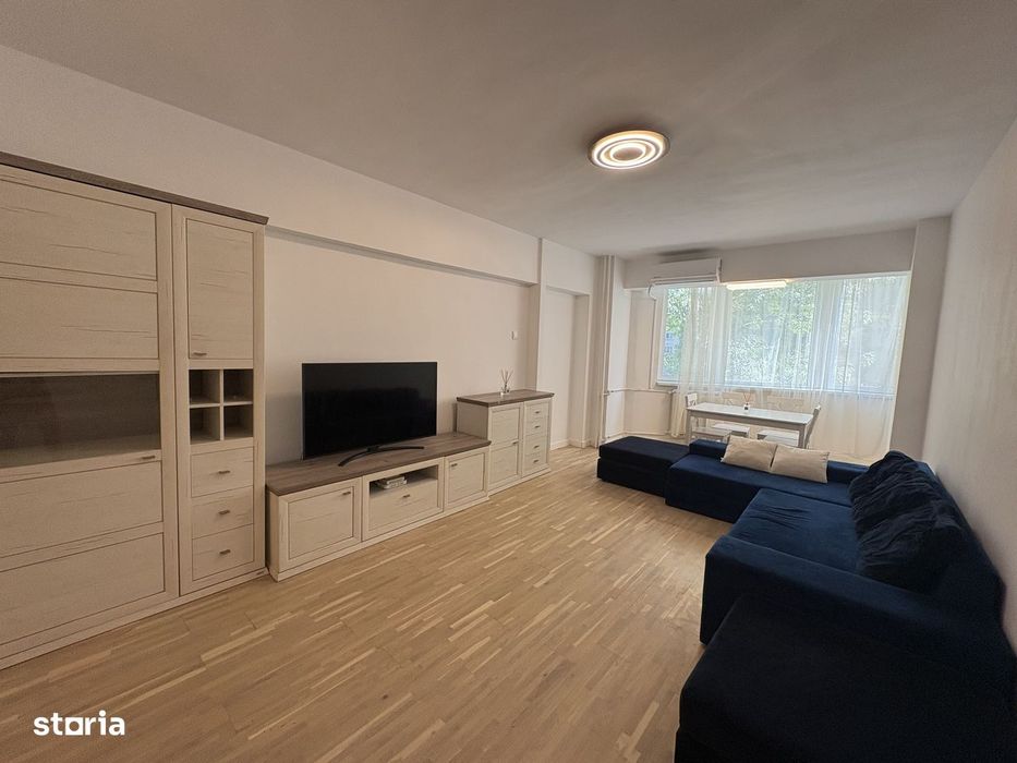 Unirii,O.Goga,ap.2 camere,et.2, 70mp,renovat,loc parcare 650Euro/luna