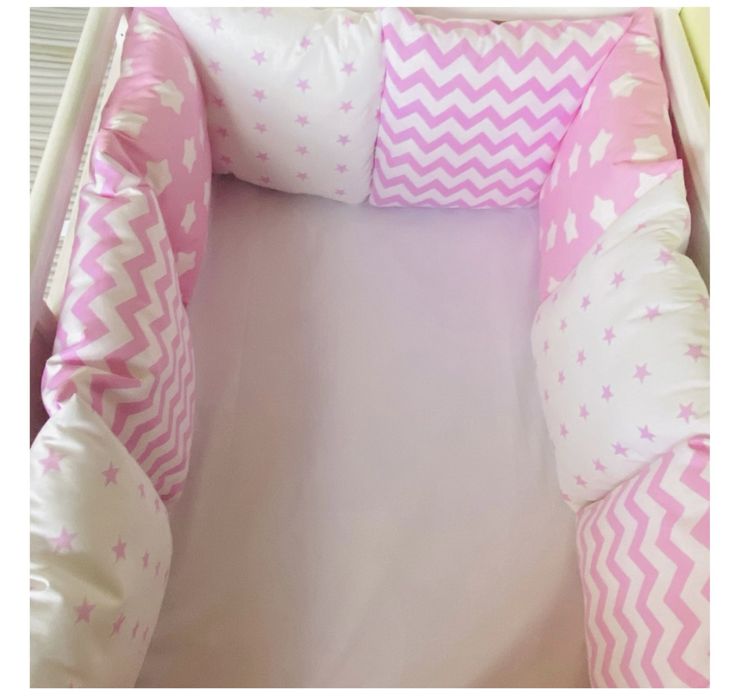 Манеж-кровать с матрасом