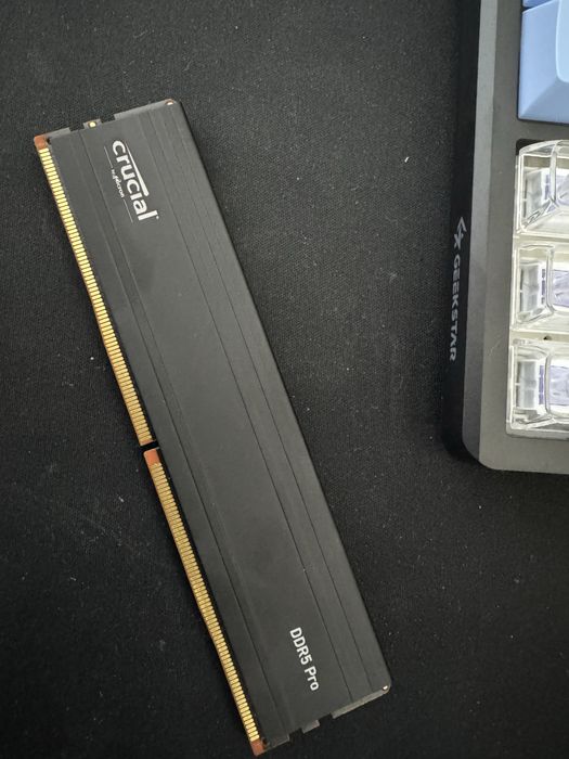Crucial DDR 5pro, 5600 mhz