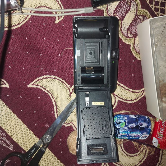 Skinl P20 Poche film camera